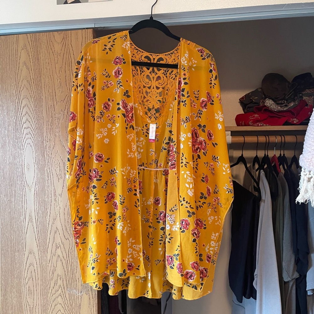 Women’s Yellow Kimono